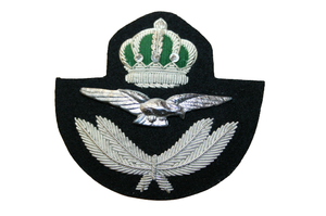 Broderie 100% fil et laine Logo client patchs brodés à la main Badges en fil jordanien - Product Image 6