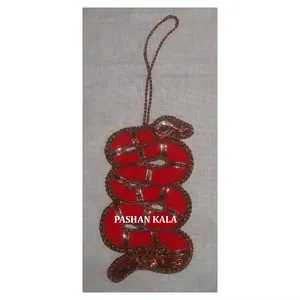 Best Quality Shining & Finishing Zigzag Shape Snake Red Colour Zari Embroidery Work On Christmas Tree Hanging Decorate Ornaments