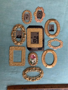 Cadre photo en métal de style royal vintage, porte-photo élégant pour la décoration de la maison, affichage de table, cadeaux de mariage, souvenirs - Product Image 2