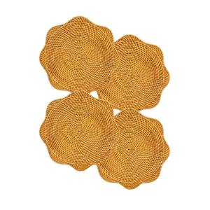 Tendance du moment : Set de table rond en rotin tressé à bord festonné - Product Image 1