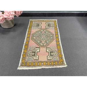 พรมตุรกี 1.7x3.1 ฟุต (53x94 ซม.) สีชมพูลายจุด พรมวินเทจ - Product Image 3