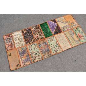 Alfombra turca Vintage ecléctica de 1,8x3,9 pies, lana de área grande Beige con patrón de pasillo de retazos abstractos, respaldo de látex para habitaciones - Product Image 2