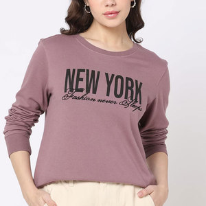 Sweat-shirt à col rond pour femme, violet, New York Fashion Never Sleeps, coupe classique, tricoté en mélange de coton, pour l'automne - Product Image 1