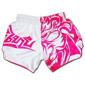 Pantalones cortos de Muay Thai de Kick Boxing personalizados OEM para hombres, diseño de sublimación con características de desgaste de artes marciales - Product Image 4