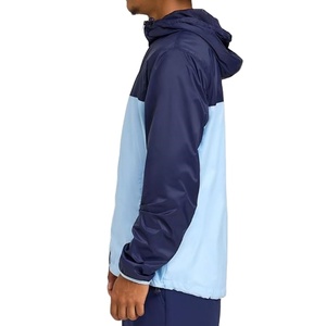 Chaqueta ligera con capucha y dobladillo ajustable para hombre al aire libre con logotipo personalizado, chaqueta impermeable para correr de alta calidad al por mayor, cortavientos 2026 - Product Image 4