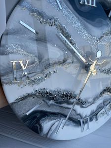 ชุดนาฬิกาติดผนังทำจากเรซินอีพ็อกซี่ดีไซน์แบบปรับแต่งได้ใช้แบตเตอรี่แบบทันสมัยหลายชิ้นสำหรับตกแต่งบ้านสำหรับห้องนั่งเล่น - Product Image 2