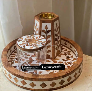 Brûleur d'encens en bois incrusté d'os artisanal de luxe fait à la main pour le Ramadan arabe Bakhoor avec senteurs de gingembre et de pin - Product Image 5