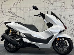 ข้อเสนอประจำปี 2025 รถมอเตอร์ไซค์ฮอนด้า PCX 125 รุ่นใหม่ - Product Image 5