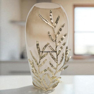 Florero de Metal con estilo contemporáneo Diseño de hierro moderno versátil para el hogar Oficina Florero de mesa decorativo - Product Image 1