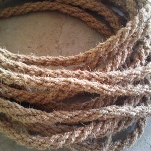 Corde de coco naturelle du Vietnam pour soutenir les jeunes plantes et les applications de liage de jardin par 99 données d'or - Product Image 1