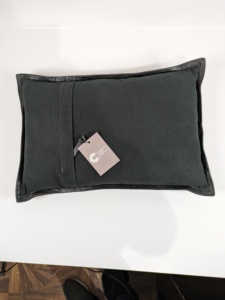 Housses de coussin tressées à la main Oreiller en cuir pur texturé unique Housses de coussin personnalisées Design original Décoration intérieure naturelle faite à la main - Product Image 2