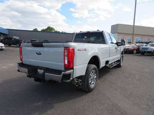 Ford F-250 Super Duty XLT 2025: Construido como una Bestia - Product Image 2