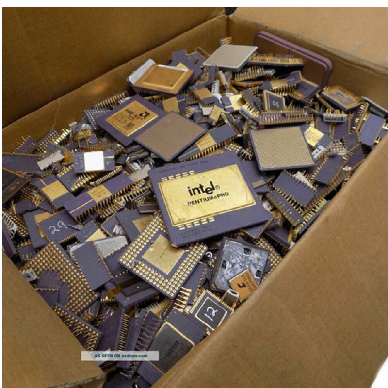 Intel Pentium CPU Scrap with Gold Pins - Quad-Core L3