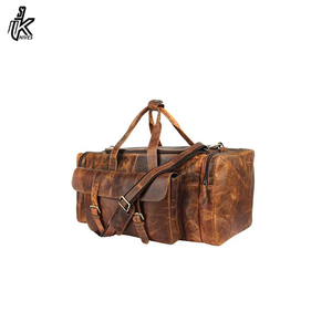 Nouveaux produits : Sac de voyage en cuir vintage pour homme, taille cabine, sac de voyage unisexe en cuir, en vente - Product Image 6