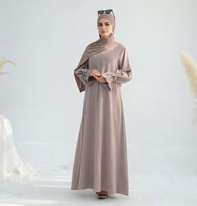 Abaya de luxe pour femmes en gros, design élégant, prix compétitif, vêtements modestes en gros pour femmes - Product Image 2