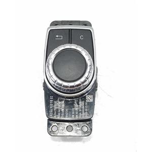 JOYSTICK ORDINATEUR DE BORD MERCEDES Classe A (W176) A2469009802 (12>18) - Product Image 1