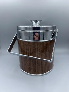 Elegante y moderno cubo de hielo de madera con tapa para bebidas de fiesta y elegante presentación de mesa en eventos - Product Image 6