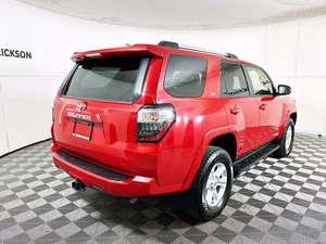 Toyota 4Runner SR5 4WD 2024 - Product Image 5