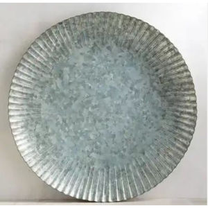 Assiette de chargeur galvanisée ronde de conception de luxe assiette de chargeur de vaisselle pour des fournitures d'hôtel par Indian Metal World - Product Image 1