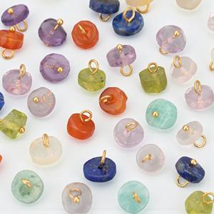 Charmes de pierres précieuses en cornaline naturelle avec boucles en or-Pendentifs perlés faits à la main pour la fabrication de bijoux - Product Image 4