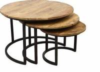 Ensemble de tables basses en bois design moderne fait à la main Inde pour la maison Chambre à coucher Cuisine Salon pour la maison indienne contemporaine
