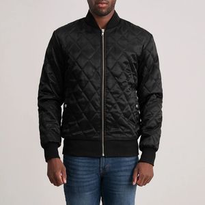 Vente en gros service OEM de veste universitaire noire matelassée à col montant décontractée style hiver fermeture frontale - Product Image 1