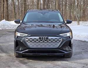 Audi Q8 e-tron 2024 USADO EN EXCELENTES CONDICIONES - Product Image 1