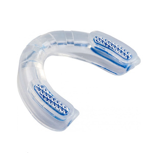 Protège-dents universels en silicone transparents avec accents de couleur pour toutes les saisons - Product Image 3