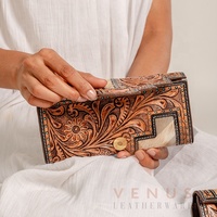 Dompet Kulit Asli Buatan Tangan Gaya Boho dengan Slot Kartu dan Uang, Dompet Wanita Gaya Barat, Dompet Kulit Sapi dengan Bulu
