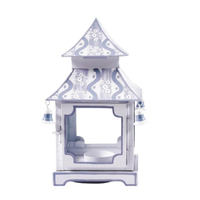 Lanterne Pagode Élégante Noire et Dorée en Métal et Verre, Vitrine Rectangulaire de Table Décorative pour la Décoration Intérieure et les Accents d'Intérieur