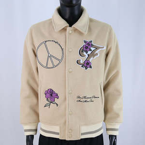 Chaqueta Universitaria de Moda Urbana, Parches Bordados en Chenilla, Chaqueta de Lana para Invierno, Fabricante de Chaquetas Universitarias de Alta Calidad - Product Image 1