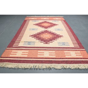 พรมตุรกีโบราณขนาดเล็ก 2.4x3.8 ฟุต สีแดงเบจขอบสีขาว ทำจากขนสัตว์ - Product Image 2