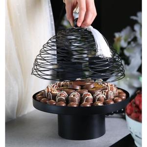 Vajilla de diseño clásico Cuenco para servir chocolate Cuenco de chocolate de metal de la mejor calidad para bodas, aniversarios o cumpleaños - Product Image 3