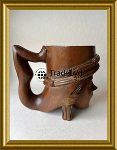 Tasse en bois large fabriquée à la main Design traditionnel pour les consommateurs conscients à la recherche d'alternatives en bois naturel Boissons en plastique - Product Image 5