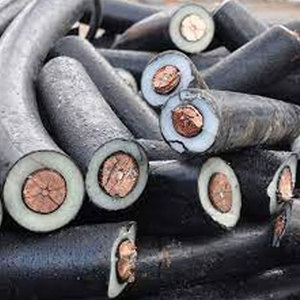 Déchets de fil de cuivre isolés de qualité supérieure à vendre 99.99% déchets de câble en cuivre nu pur et brillant en vrac de recyclage de cuivre de haute pureté - Product Image 4