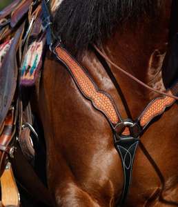 Conception unique Sports & Divertissement Floral Sculpté Western Headstall Premium Leather Bridle Disponible au meilleur prix - Product Image 4