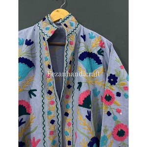 Manteau d'hiver décontracté unisexe, broderie florale ouzbek, nouveau design pour femmes, veste en coton matelassé tricoté Suzani, col montant, automne - Product Image 2