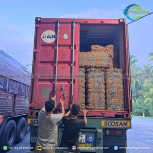 Filet en fibres végétales de coco utilisé pour prévenir la dégradation des terres et soutenir la végétation dans les projets de restauration - Product Image 4