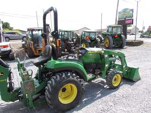 2018 Tractor Johnn Deere 2038R 35HP 3025D bastante utilizado para uso multipropósito - Product Image 5