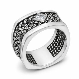 Anello Geometrico da Uomo con Taglio Princess e Montatura a Castone, Gioiello Classico per Ogni Giorno - Product Image 1