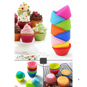 Juego de 12 Moldes de Silicona Coloridos para Mini Muffins, Cupcakes y Brownies - Product Image 1