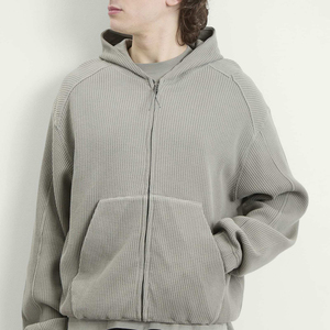 Sweat à capuche thermique gaufré personnalisé pour homme en polyester et coton, style décontracté, à manches longues, zippé, avec finition en tissu texturé - Product Image 3
