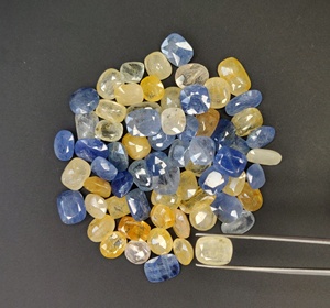 Meilleure vente belle qualité 100% mélange naturel forme birmanie multi saphir 4-5 carats septembre pierre de naissance pour la fabrication de bague et pendentif - Product Image 5