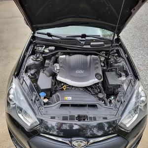 ¡Oferta Imperdible! Hyundai Genesis Coupé 3.8 Ultimate 2014 Súper Limpio, 348 HP, V6, Tracción Trasera, Color Negro Caspian, Coupé de Lujo - Product Image 5