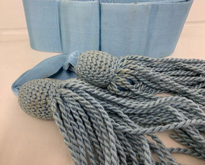 Venta al por mayor de vestido de graduación mate y gorras 2024 faja borla Honor cordón conjunto negro vestido de graduación para las mujeres de alta calidad - Product Image 5