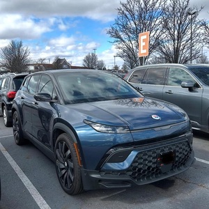 SUV de moda F- i-ske-r O-c-ea-n E x-tr-em-e - Product Image 1