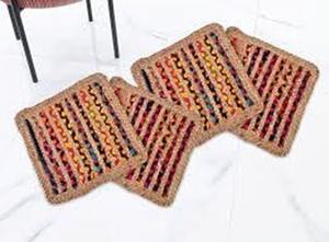 Manteles Individuales Cuadrados Modernos de Yute Trenzado y Chindi, Ecológicos, con Diseño Floral, Antideslizantes, Personalizables, Hechos a Máquina para Uso Doméstico - Product Image 3