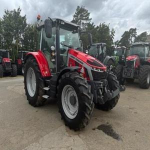 Tracteurs à roues motrices Massey Ferguson 5S 125 4WD d'occasion à vendre - Product Image 3