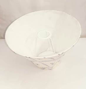 Abat-jour en tissu faits main, modernes, luxueux, imprimés colorés, qualité durable, éclairage chaleureux, formes cylindriques personnalisables - Product Image 5