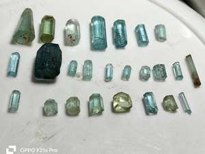 Pierre précieuse en cristal d'aigue-marine bleu Karur naturel rare, polie, en vrac, pour bijoux, artisanat DIY, méditation, travail énergétique, objets de collection - Product Image 2